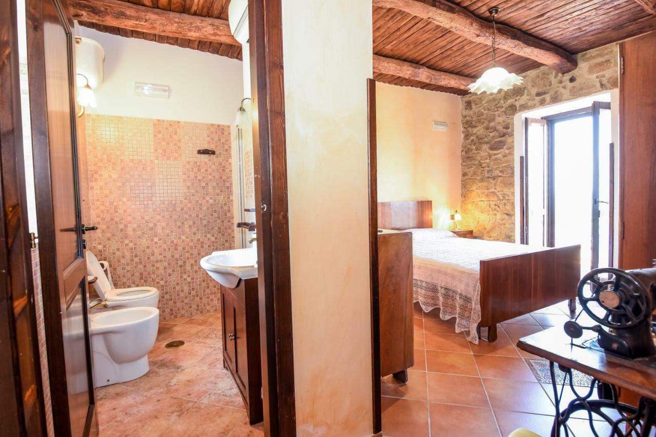 Bed and Breakfast Casale San Martino à Laureana Cilento Extérieur photo