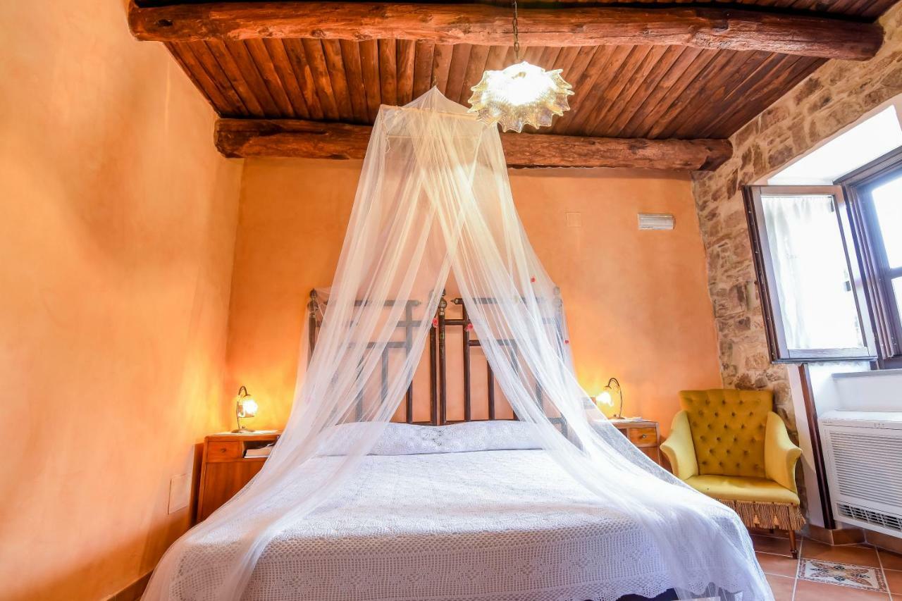 Bed and Breakfast Casale San Martino à Laureana Cilento Extérieur photo